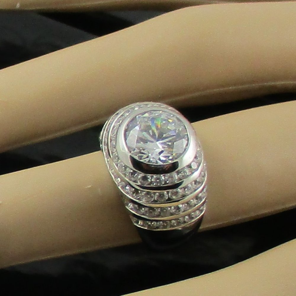 Jean Dousset 4.52ct Graduated Channel Ring